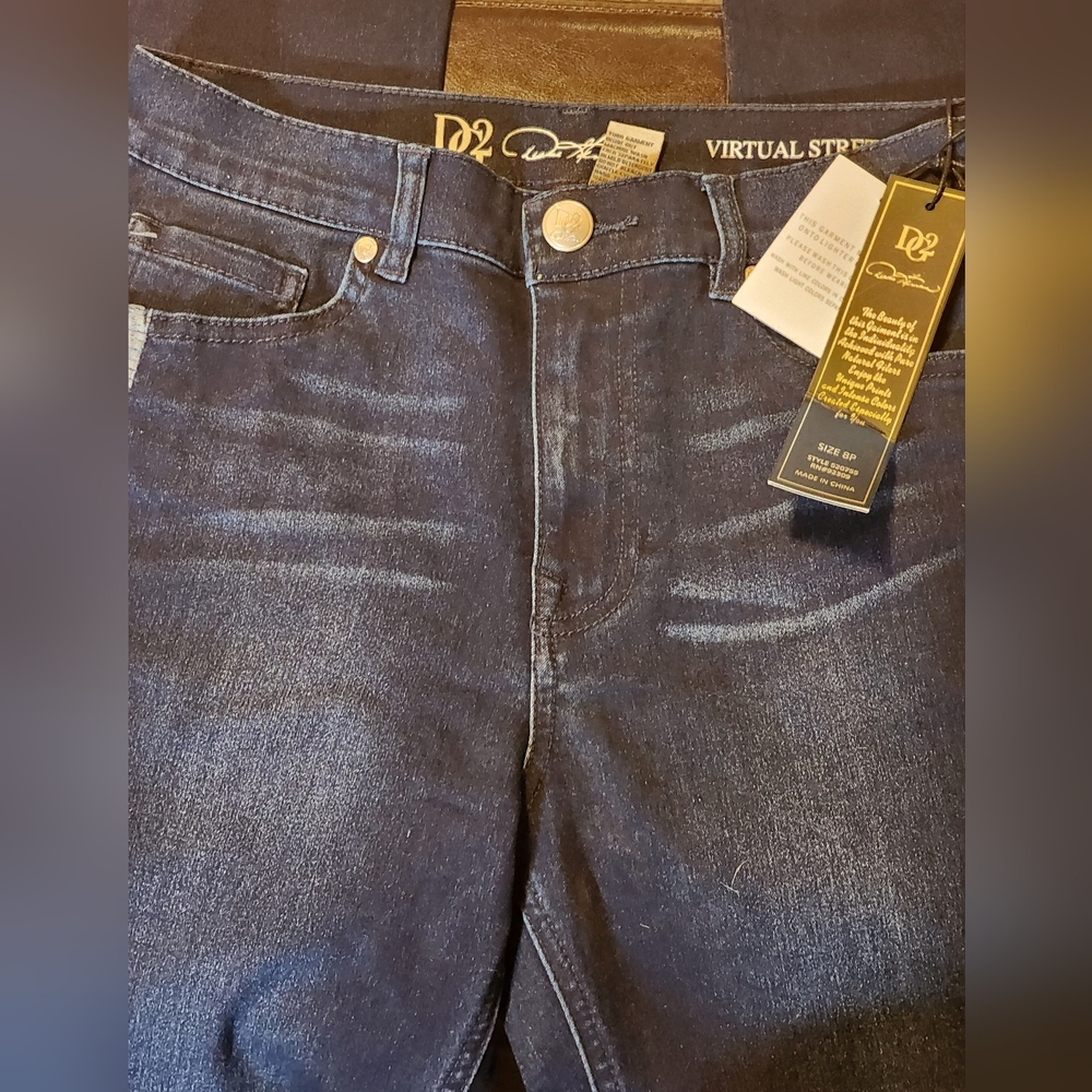 NWT DG2 Diane Gilman Womens Jeans Side Embroidered Virtual Stretch Denim  Blue 8